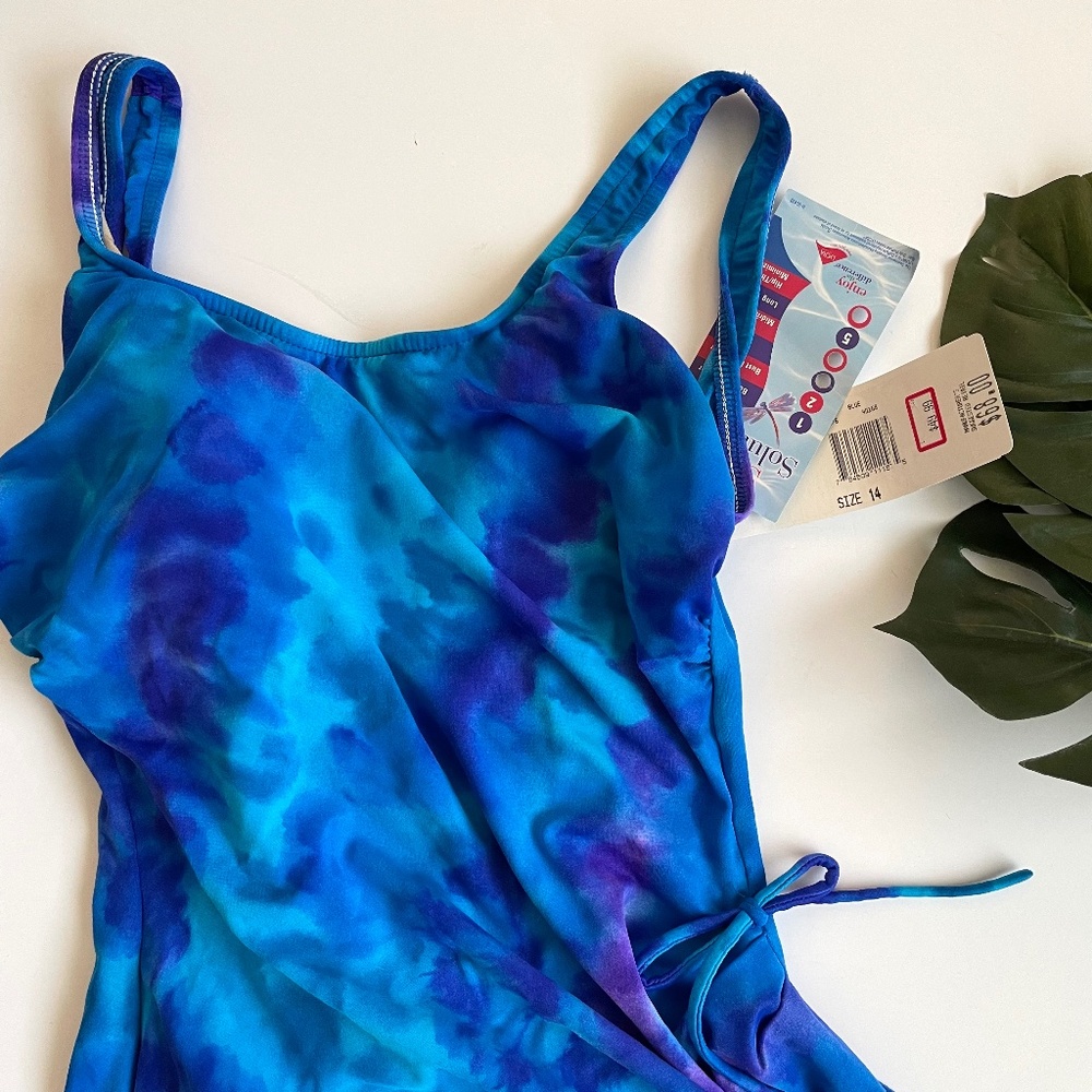 NWT Summer Beach Groovy One Piece Bathing Suit